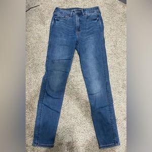 Old Navy women’s jeans